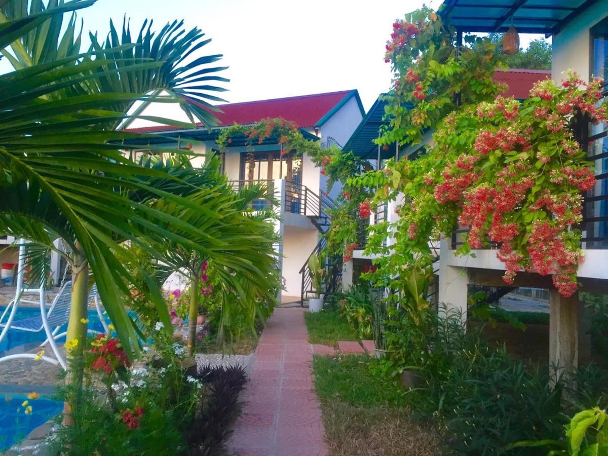 Palafita Bungalow Phong Nha Exterior photo