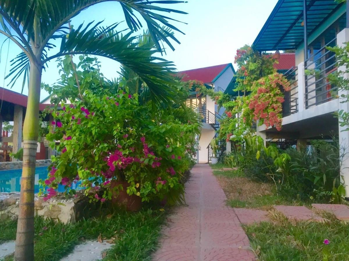 Palafita Bungalow Phong Nha Exterior photo