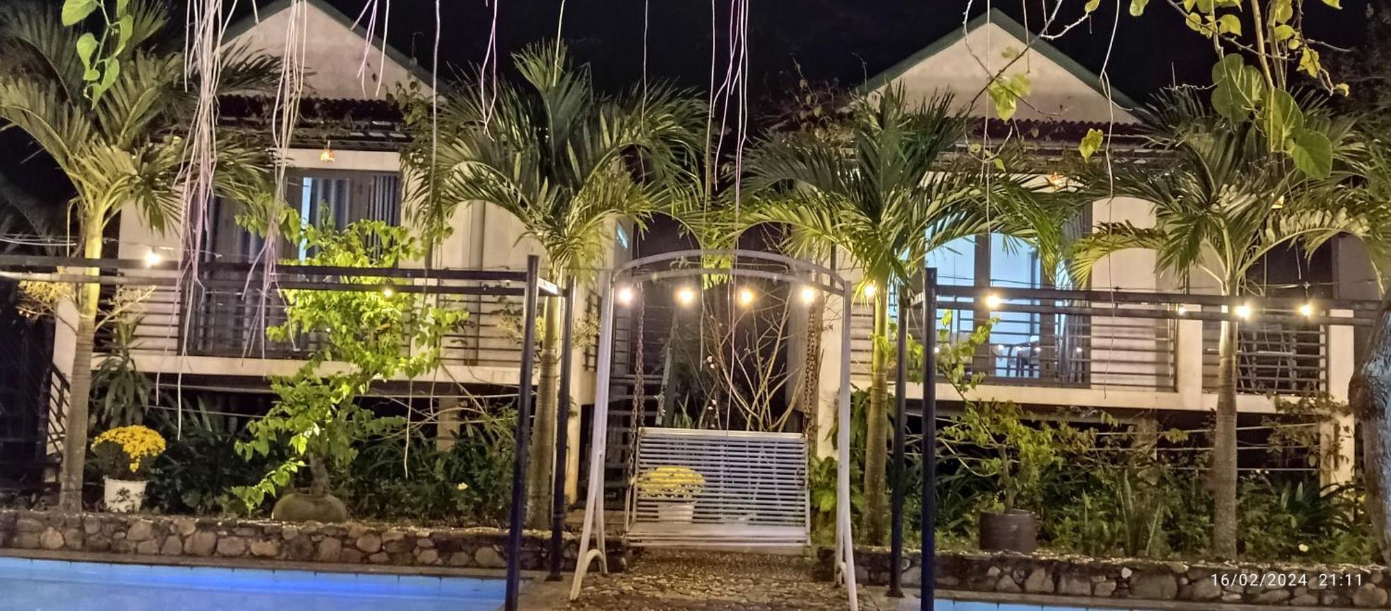 Palafita Bungalow Phong Nha Exterior photo
