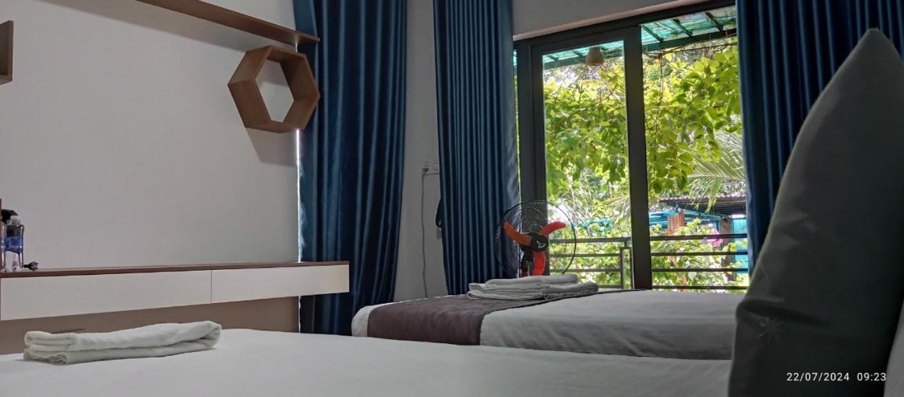 Palafita Bungalow Phong Nha Exterior photo